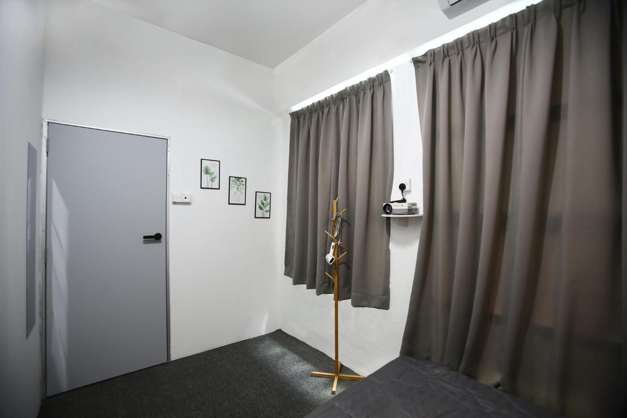 Hangoutspacez Queensbay At Bayan Lepas Penang Extérieur photo